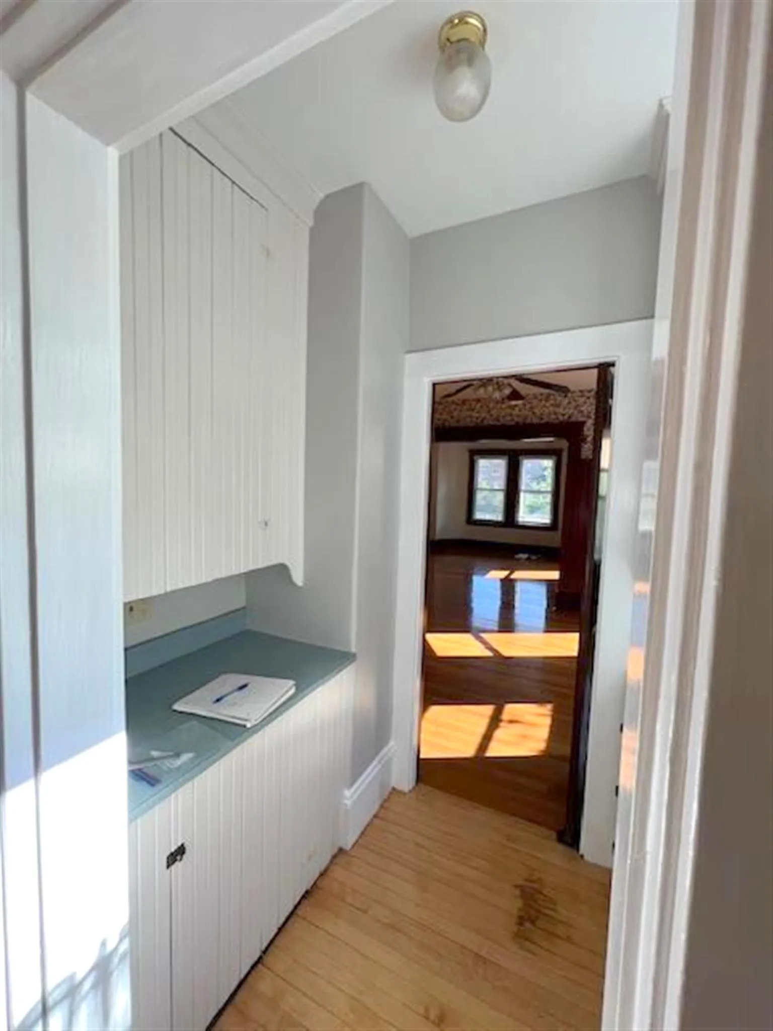 76 Powder House Boulevard, Tufts