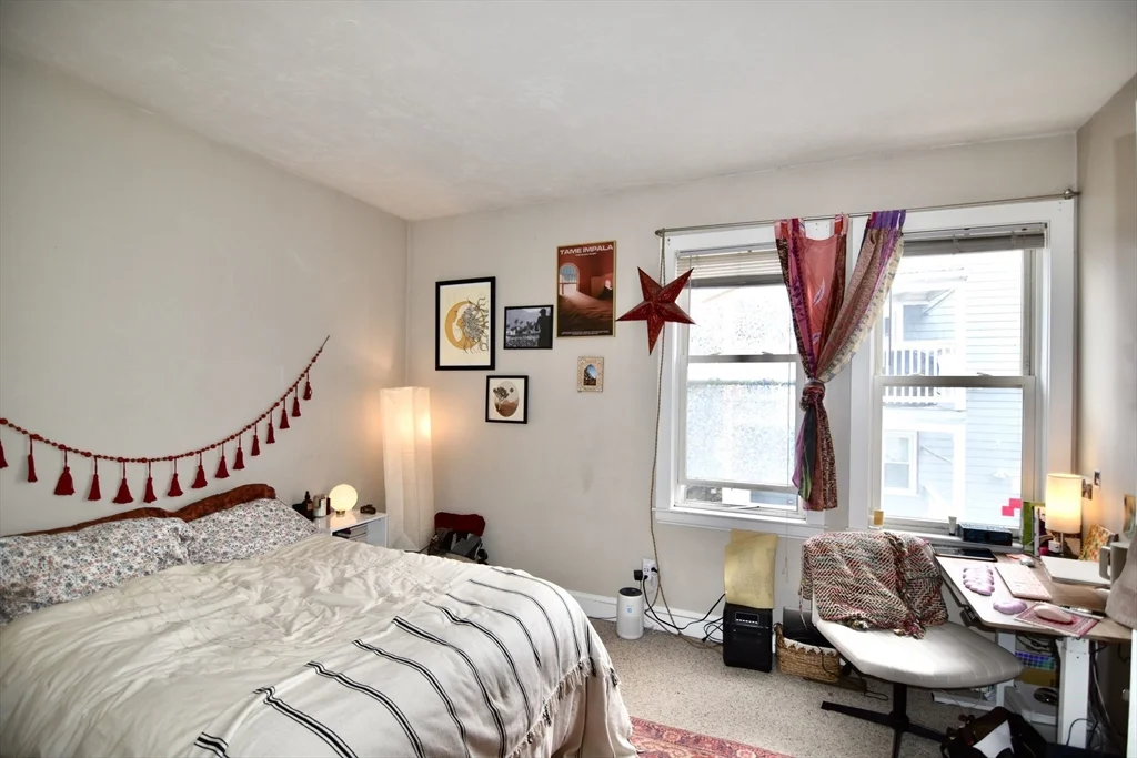 5 Sea View Ter, Dorchester