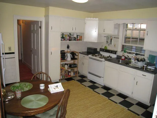 277 Washington St, Ward Two