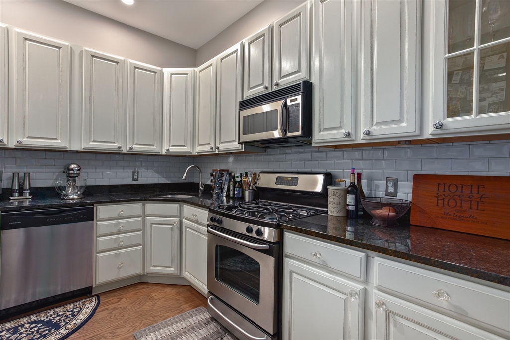 655 E 2nd St, South Boston