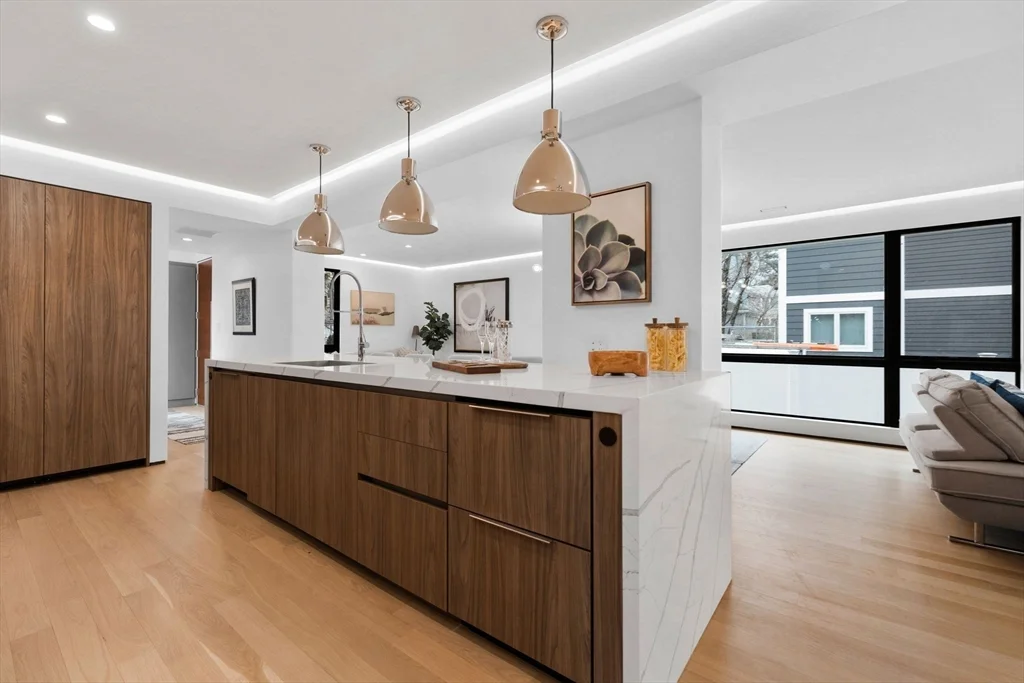 80 Alpine St, West Cambridge