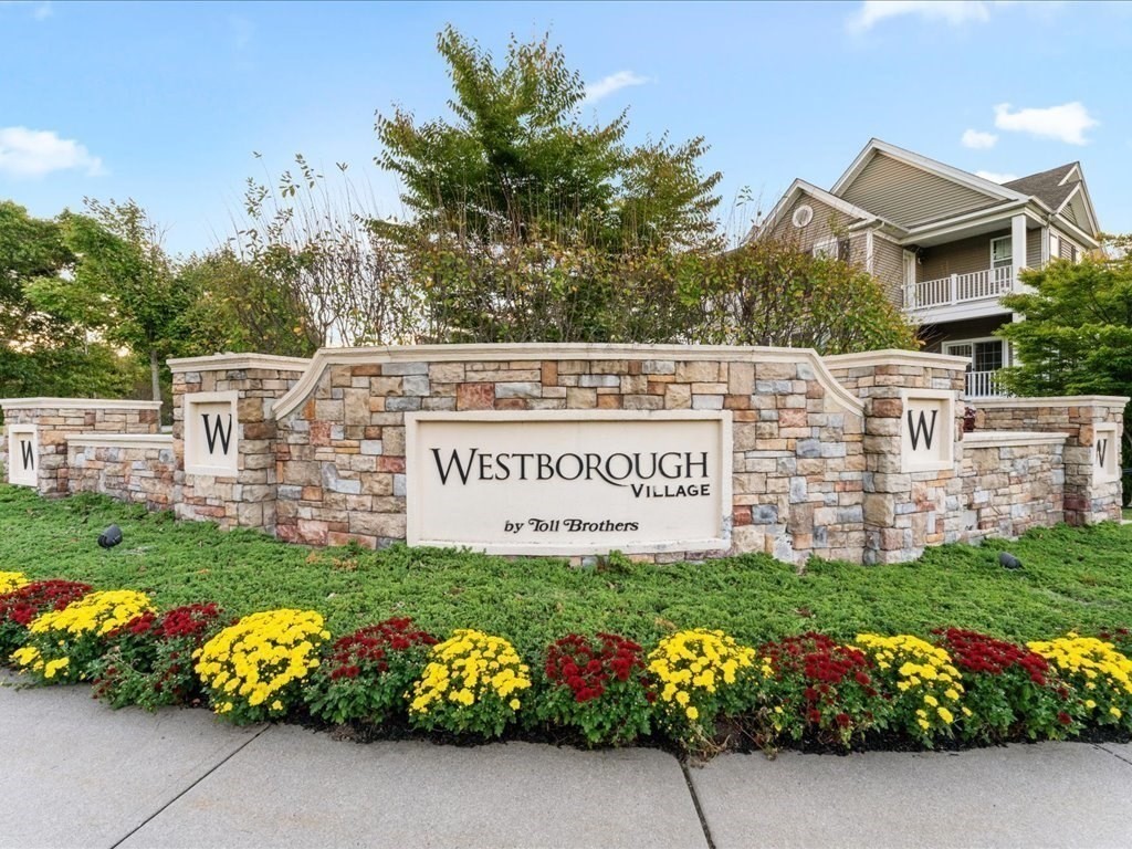 35 Townsend Blvd, Westborough