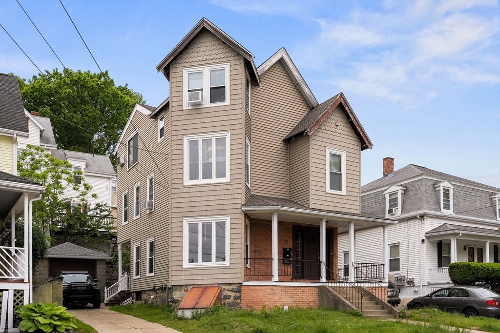 72 Wyoming Ave, Malden