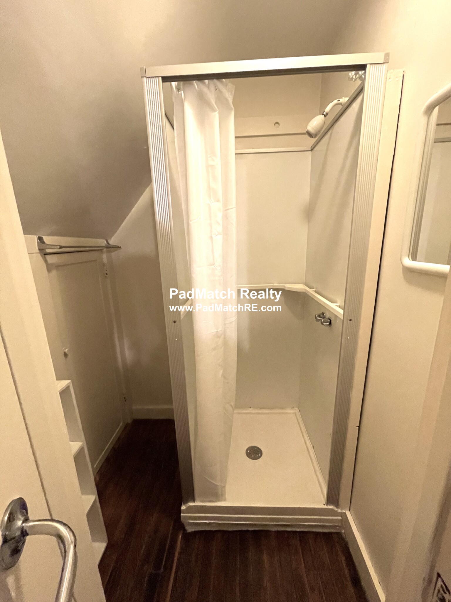 Studio bed, 1 bath apartment for rent at 111 Carlton St Unit 3, Brookline — photo 17 of 23