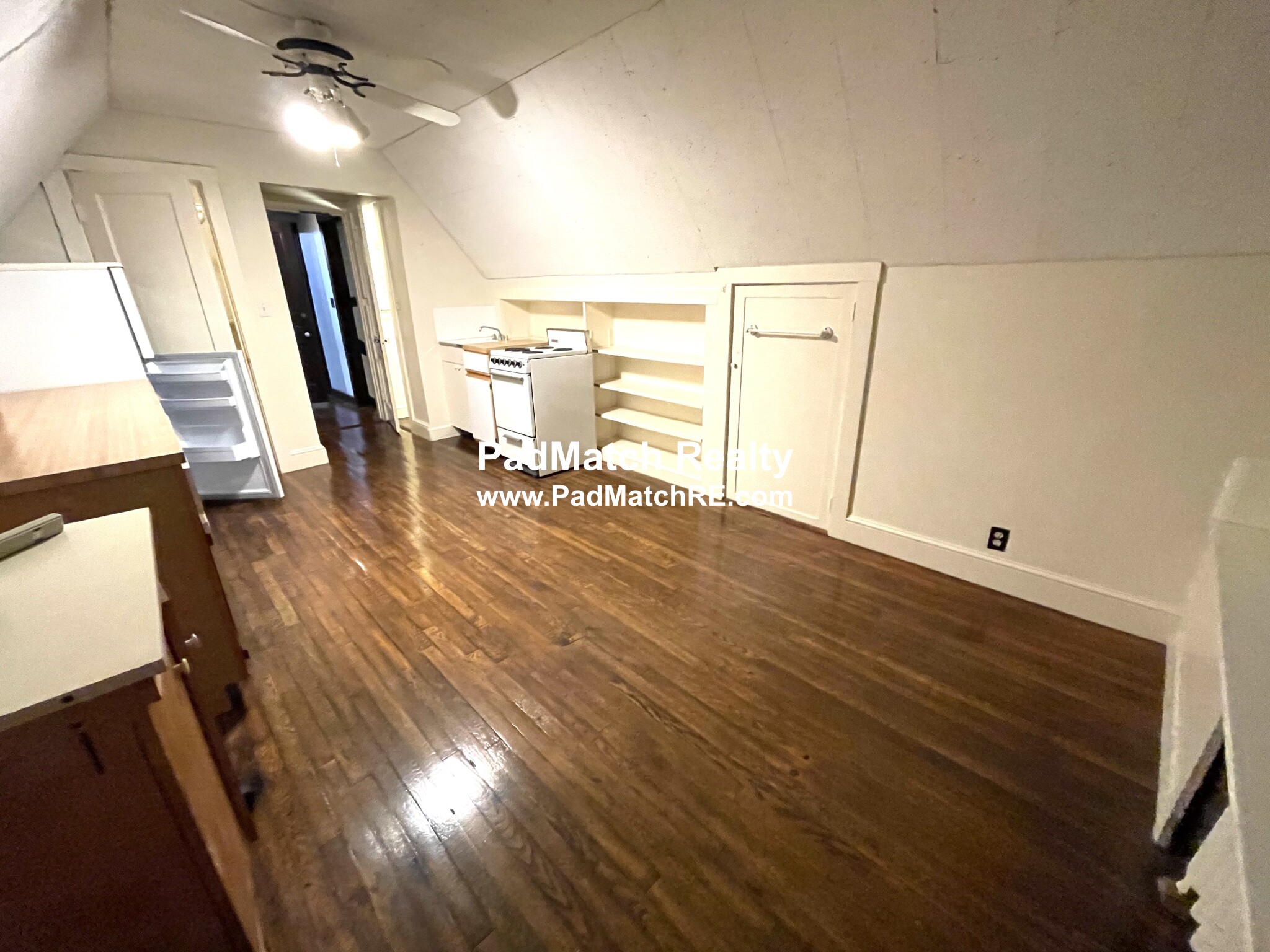 Studio bed, 1 bath apartment for rent at 111 Carlton St Unit 3, Brookline — photo 15 of 23