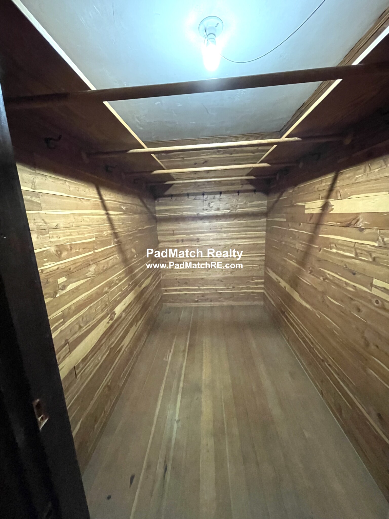Studio bed, 1 bath apartment for rent at 111 Carlton St Unit 3, Brookline — photo 11 of 23