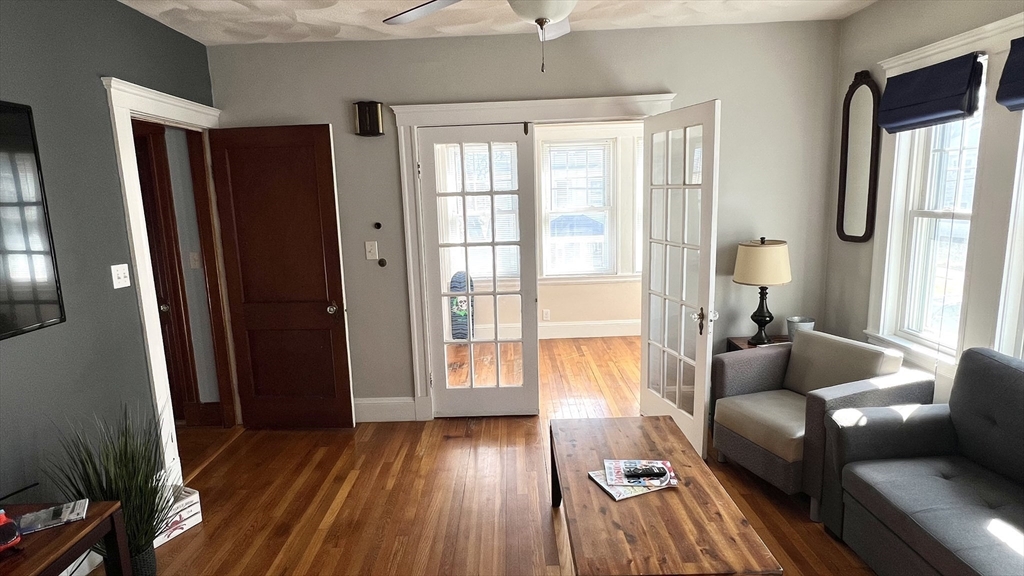 59 Cottage Park Rd, Winthrop