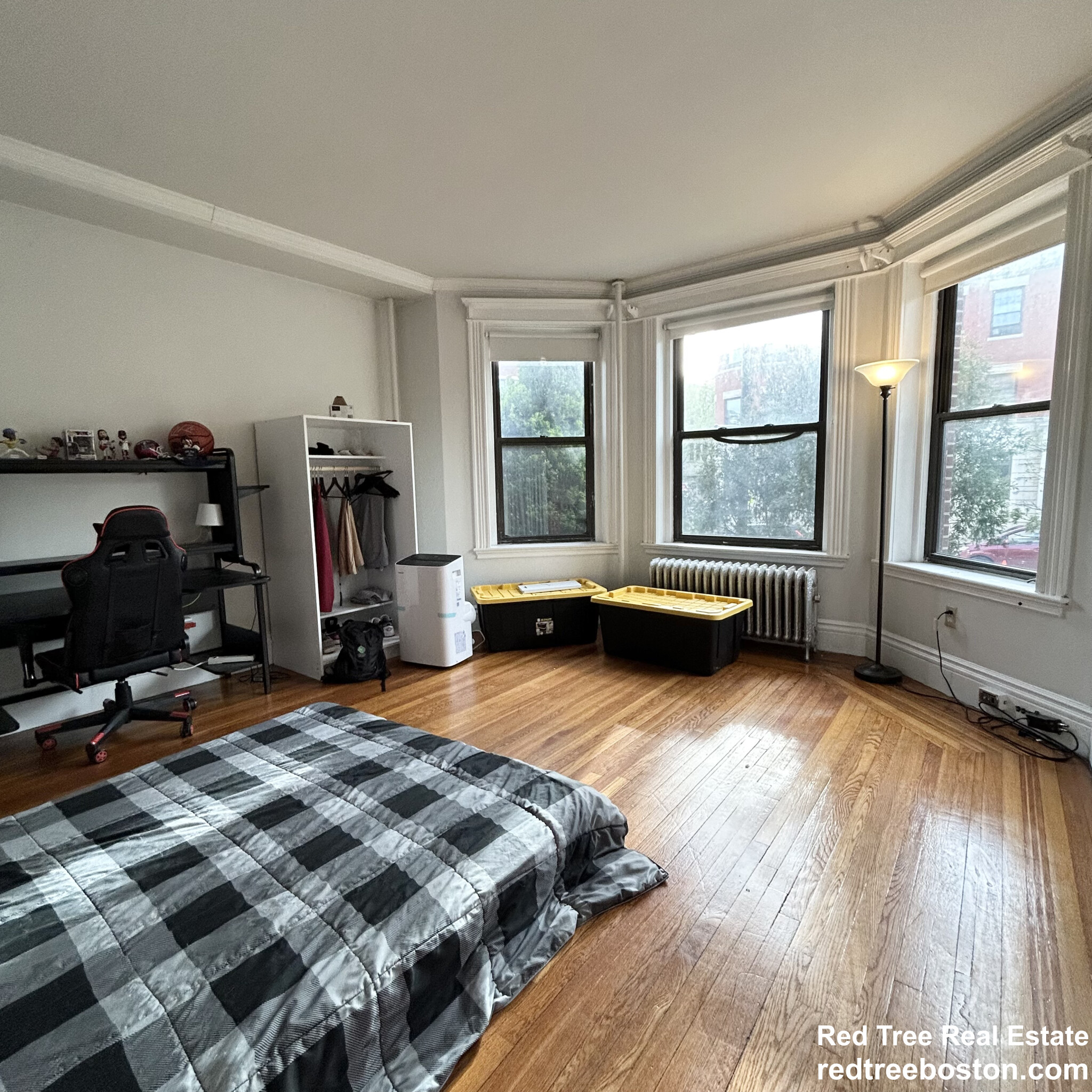 175 Harvard St, Coolidge Corner