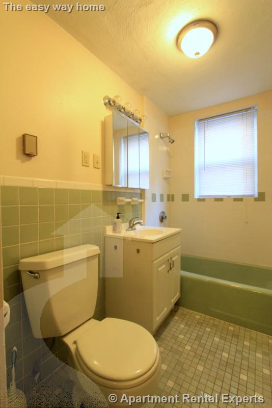 402 Highland Ave, Davis Square