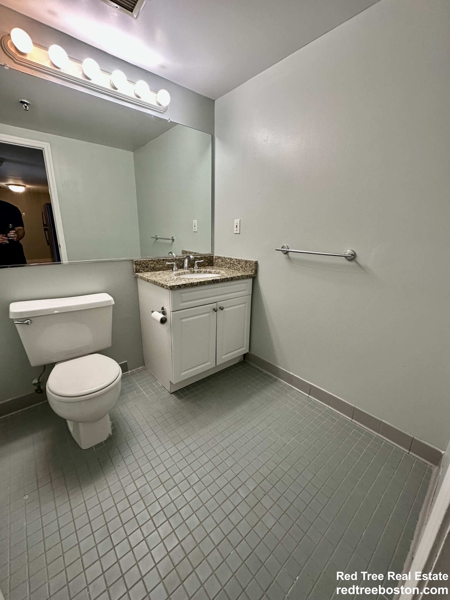15 North Beacon St, Allston