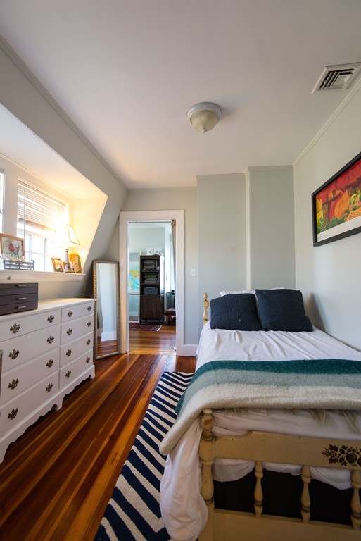 2 bed, 1 bath apartment for rent at 1117 Boylston St Unit B, Chestnut Hill — photo 6 of 9