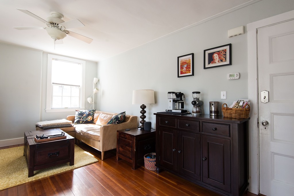 2 bed, 1 bath apartment for rent at 1117 Boylston St Unit B, Chestnut Hill — photo 2 of 9
