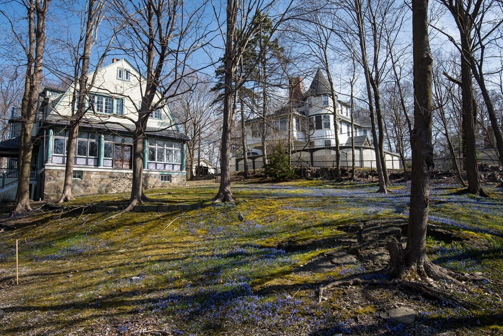 2 bed, 1 bath apartment for rent at 1117 Boylston St Unit B, Chestnut Hill — photo 9 of 9