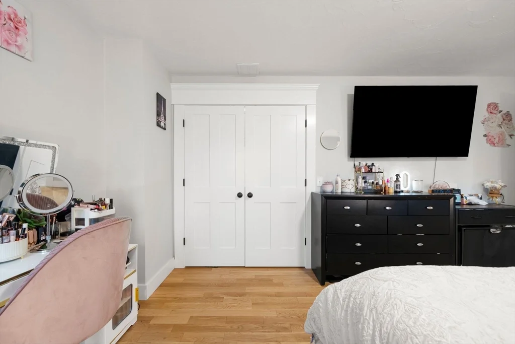 8 Patrick St, Attleboro