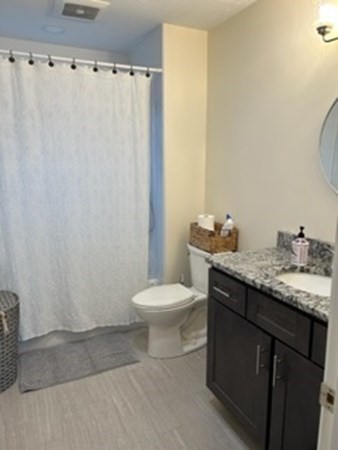 1093 Main St, South Weymouth