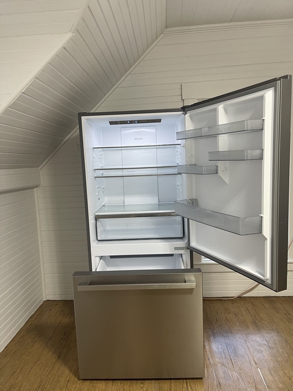 462 Main St, Gardner