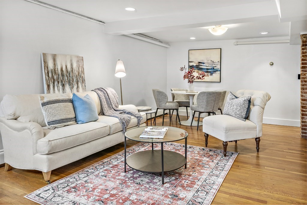 1 bed, 1 bath apartment for rent at 112 Pinckney St Unit 5, East Boston — photo 3 of 14