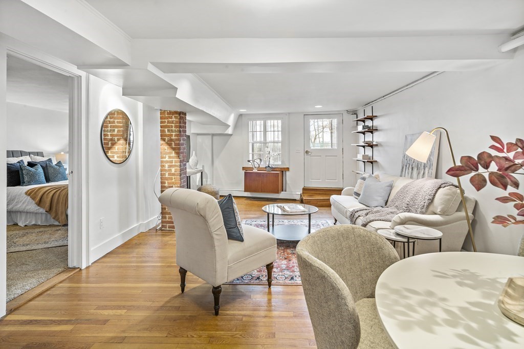 1 bed, 1 bath apartment for rent at 112 Pinckney St Unit 5, East Boston — photo 6 of 14