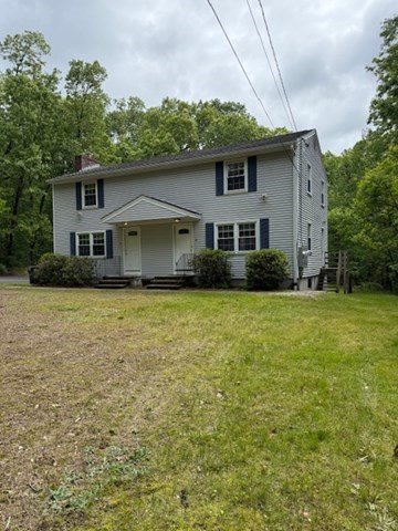 609 Flat Hill Rd, Lunenburg