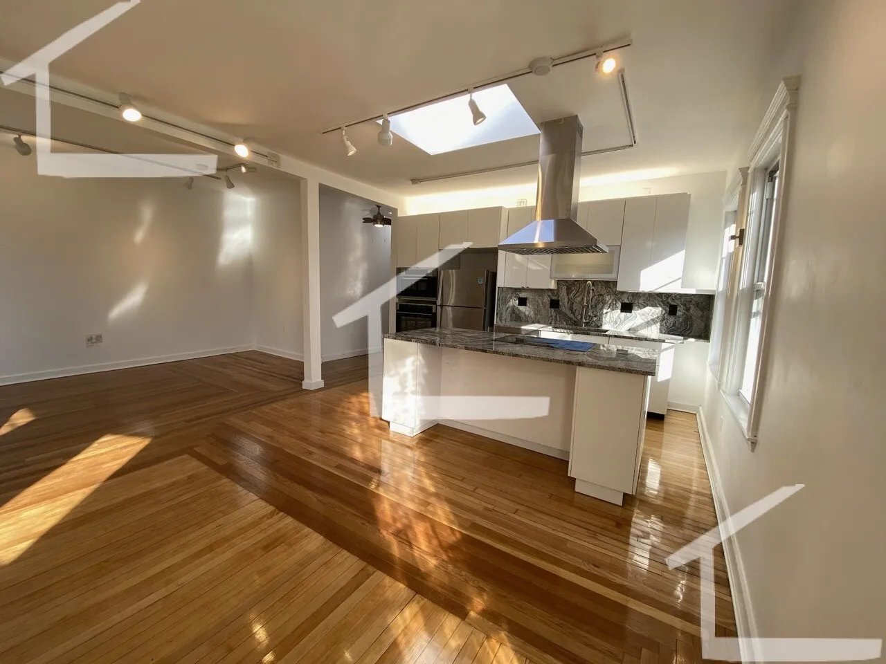 229 Harvard St, The Port