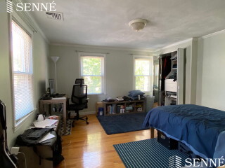 250 Broadway, Central Square