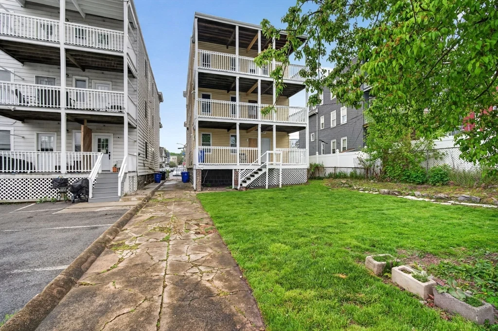 64 Topliff, Dorchester