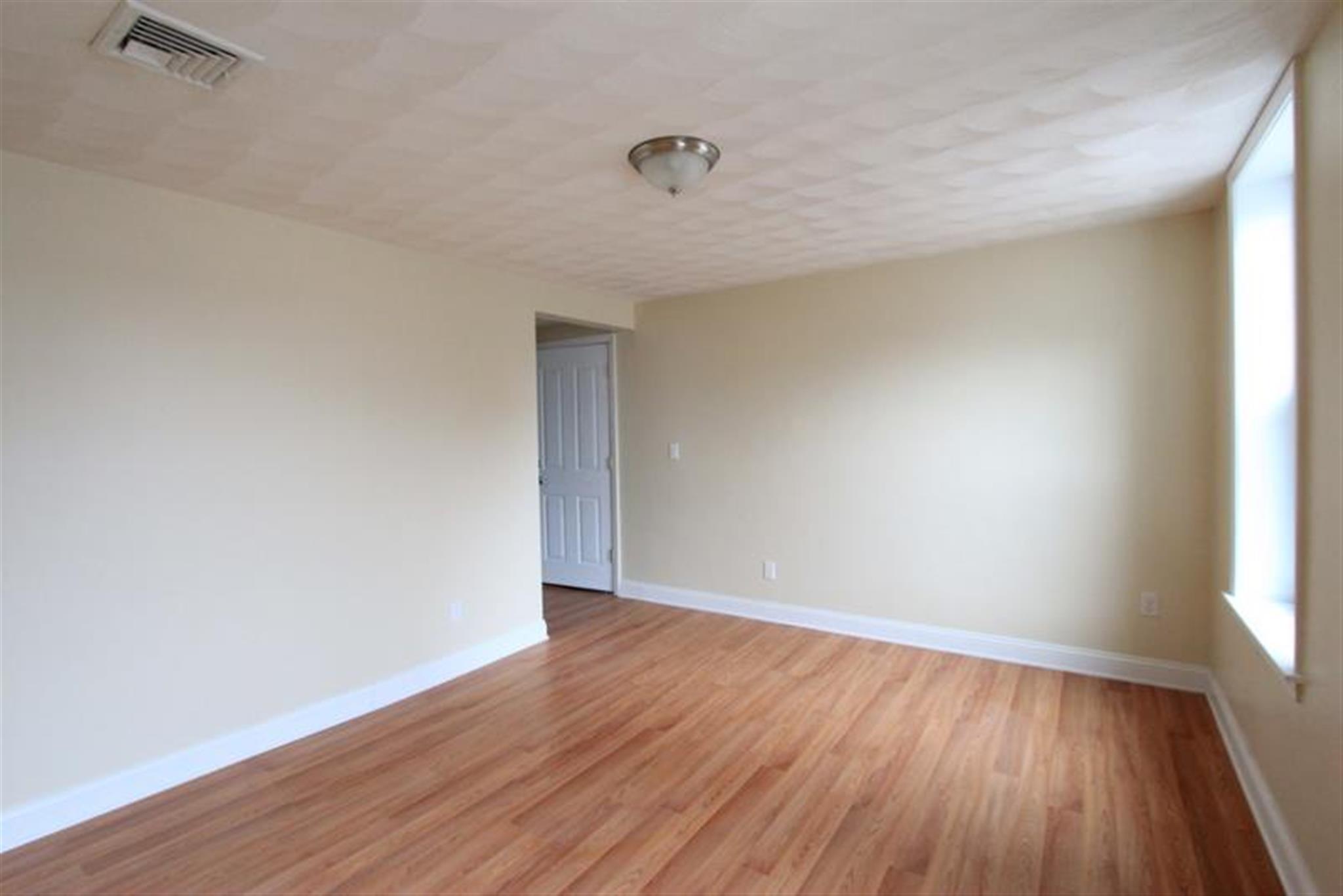 2 bed, 2 bath apartment for rent at 6 Douglass St Unit 1, Central Square — photo 5 of 13