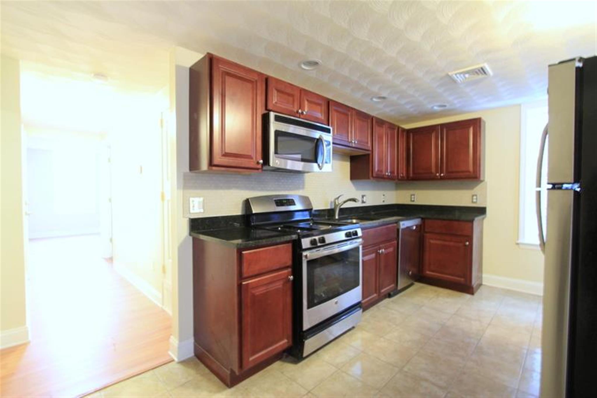 2 bed, 2 bath apartment for rent at 6 Douglass St Unit 1, Central Square — photo 1 of 13