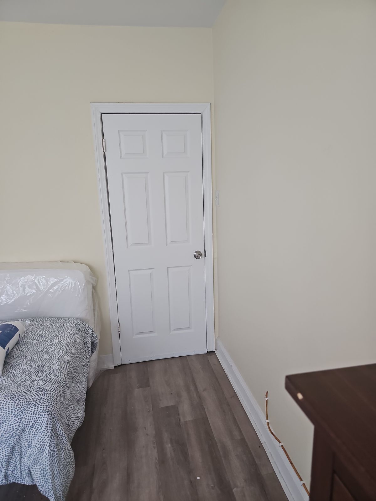 6 bed, 1 bath apartment for rent at 8 Pratt St Unit 1, Allston — photo 9 of 23