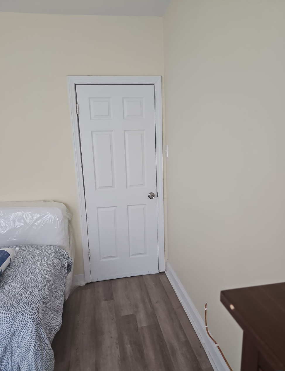 6 bed, 1 bath apartment for rent at 8 Pratt St Unit 1, Allston — photo 3 of 23