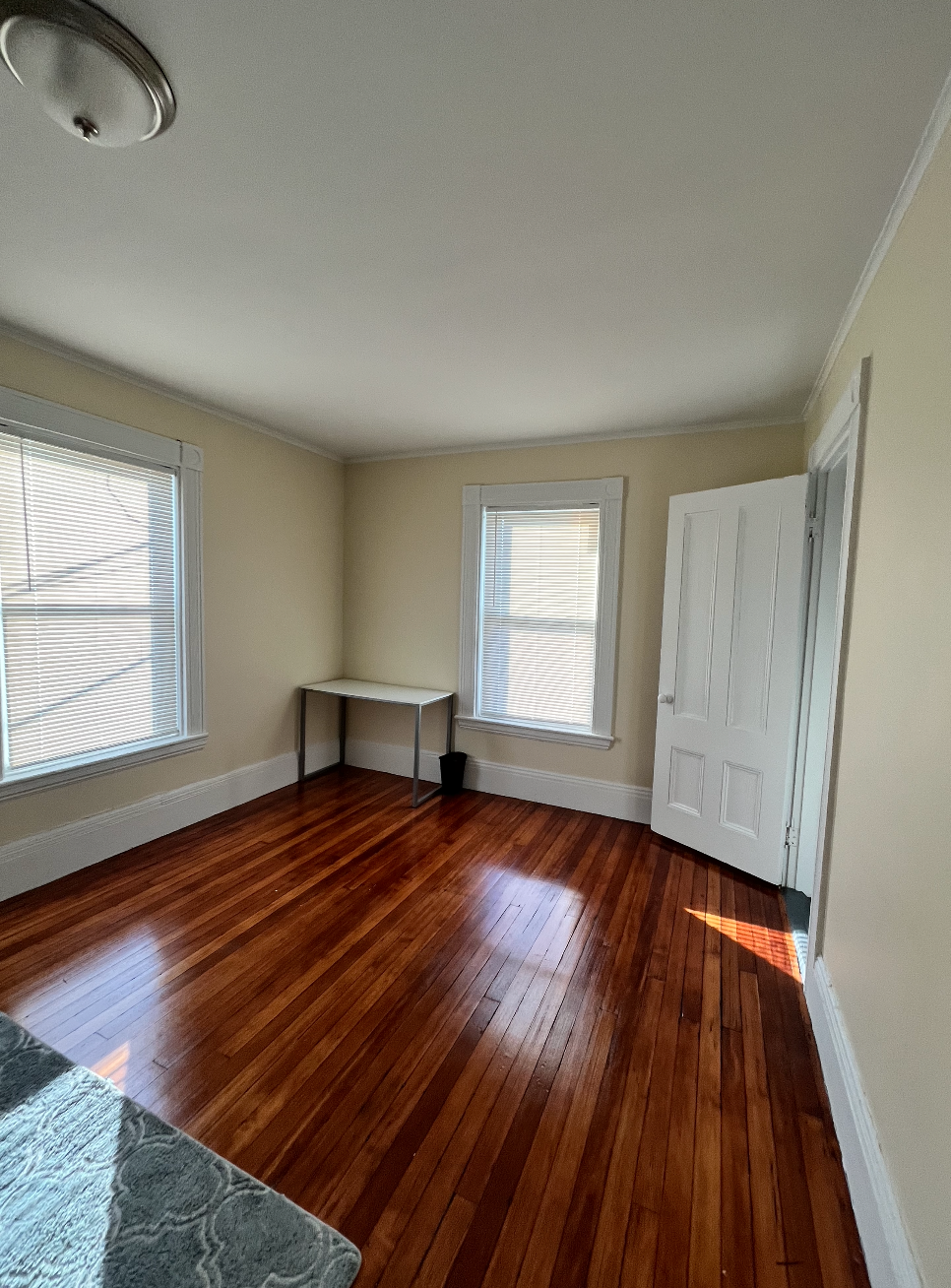 6 bed, 1 bath apartment for rent at 8 Pratt St Unit 1, Allston — photo 15 of 23