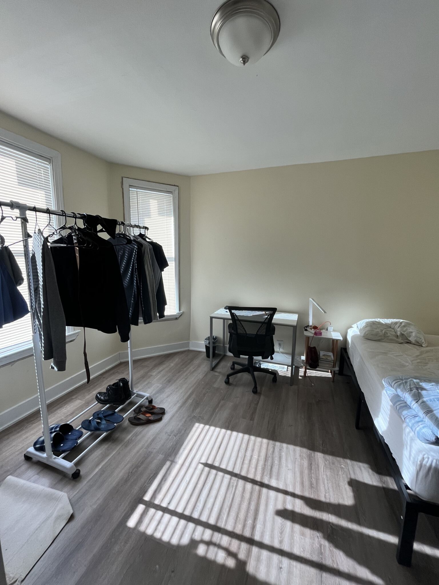 2 bed, 1 bath apartment for rent at 8 Pratt St Unit 8, Allston — photo 25 of 35
