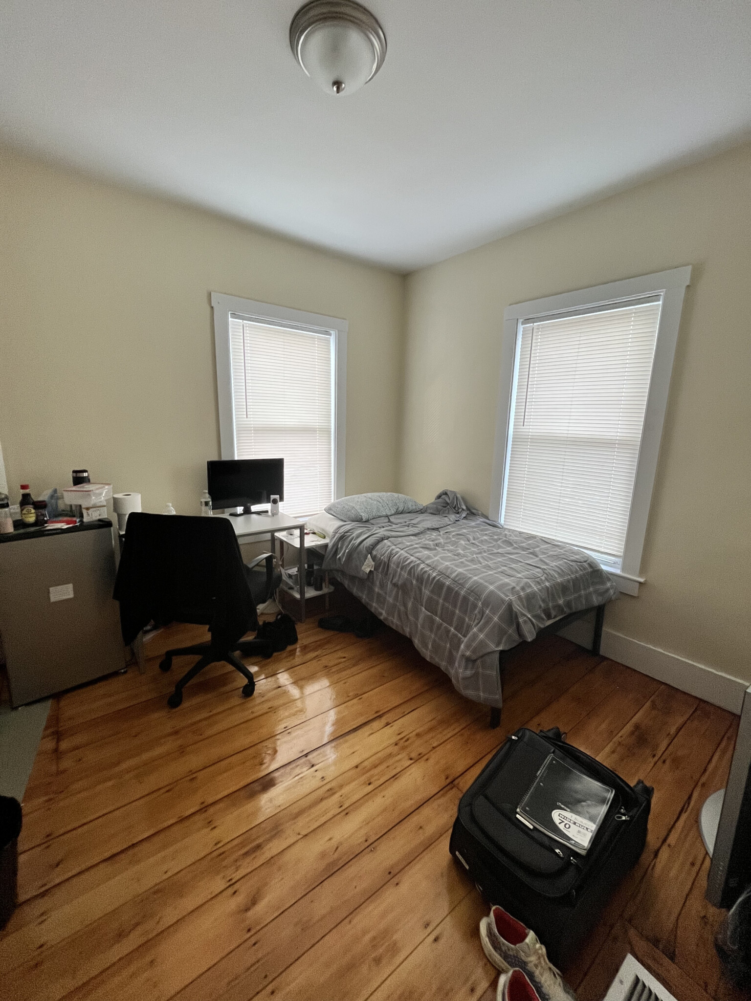 2 bed, 1 bath apartment for rent at 8 Pratt St Unit 8, Allston — photo 26 of 35