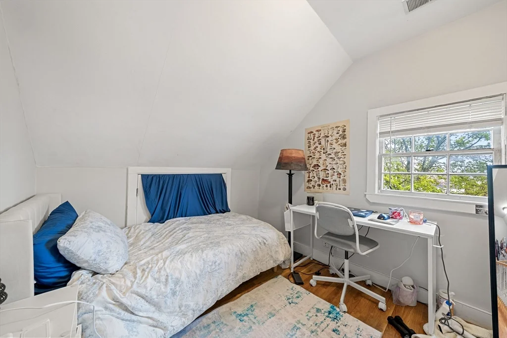 66 Mozart St, Jamaica Plain