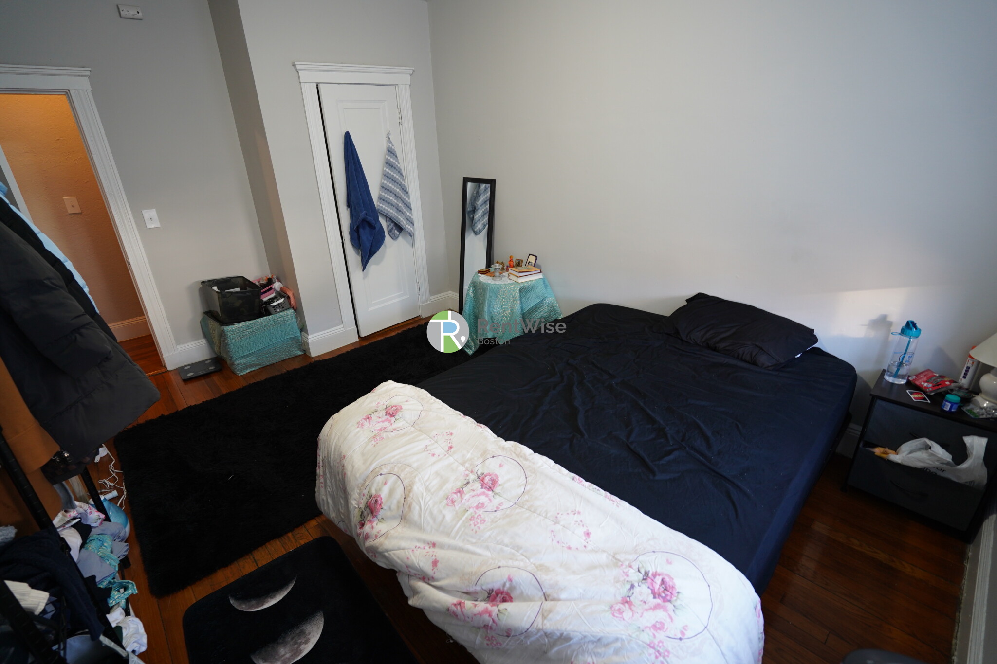 47 Linden St, Allston