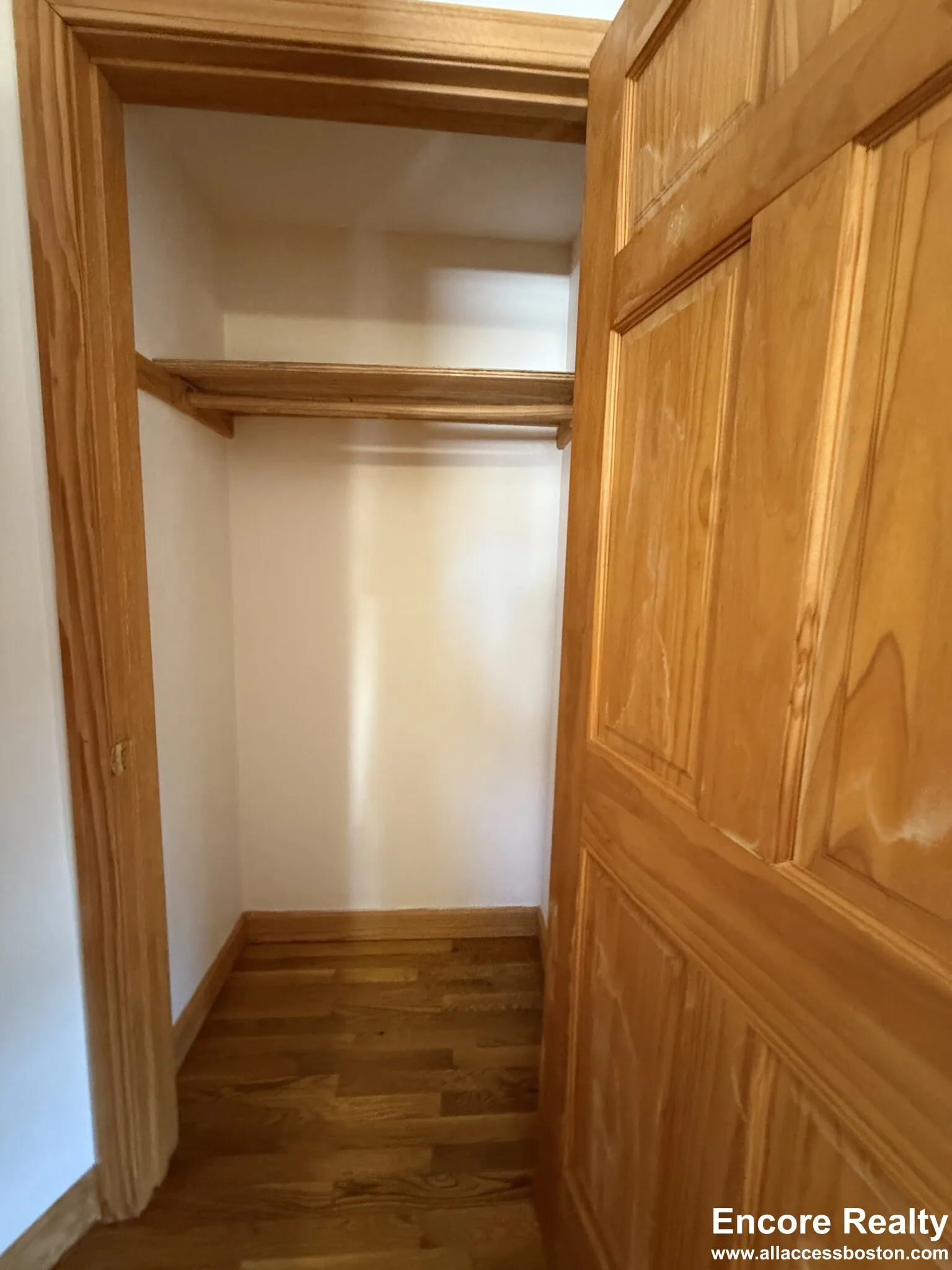 24 Gardner St, Newton Corner