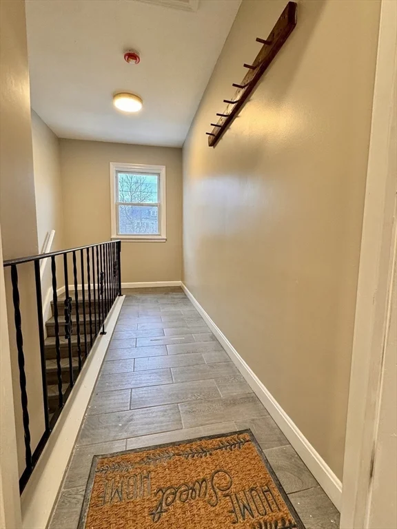 34 Gates Ln, Worcester