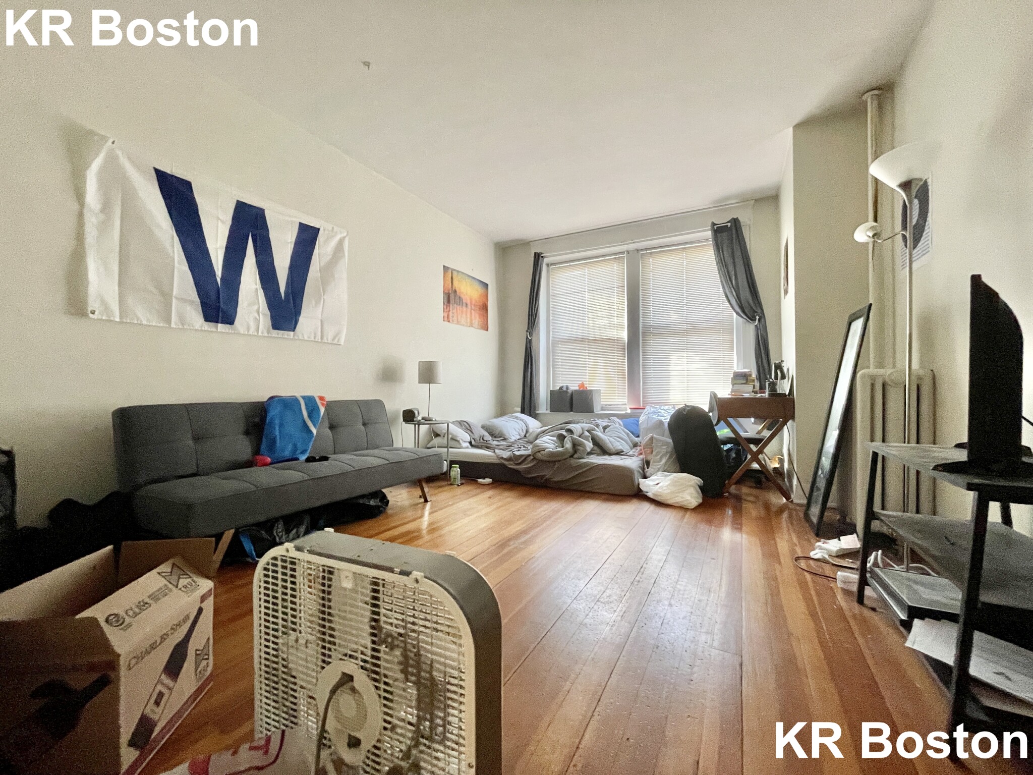 3 bed, 1 bath apartment for rent at 1130 Commonwealth Ave Unit 01, Allston — photo 4 of 4