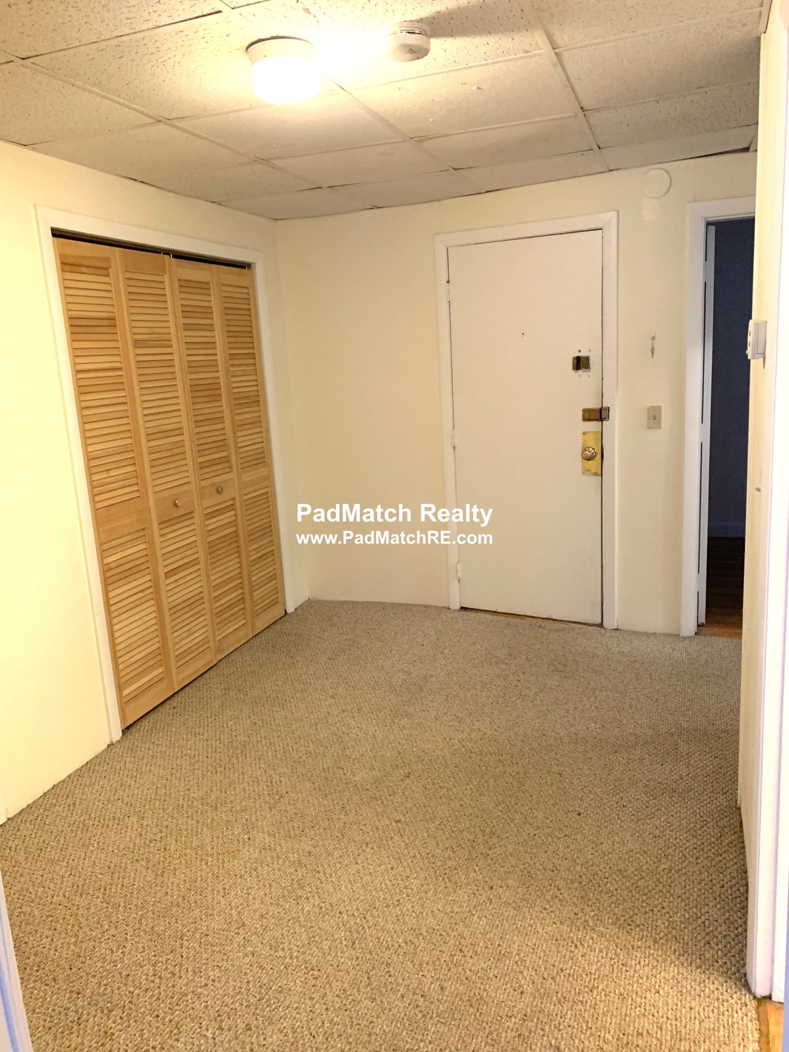 3 bed, 1.5 bath apartment for rent at 1137 Commonwealth Ave Unit 2, Allston — photo 7 of 16
