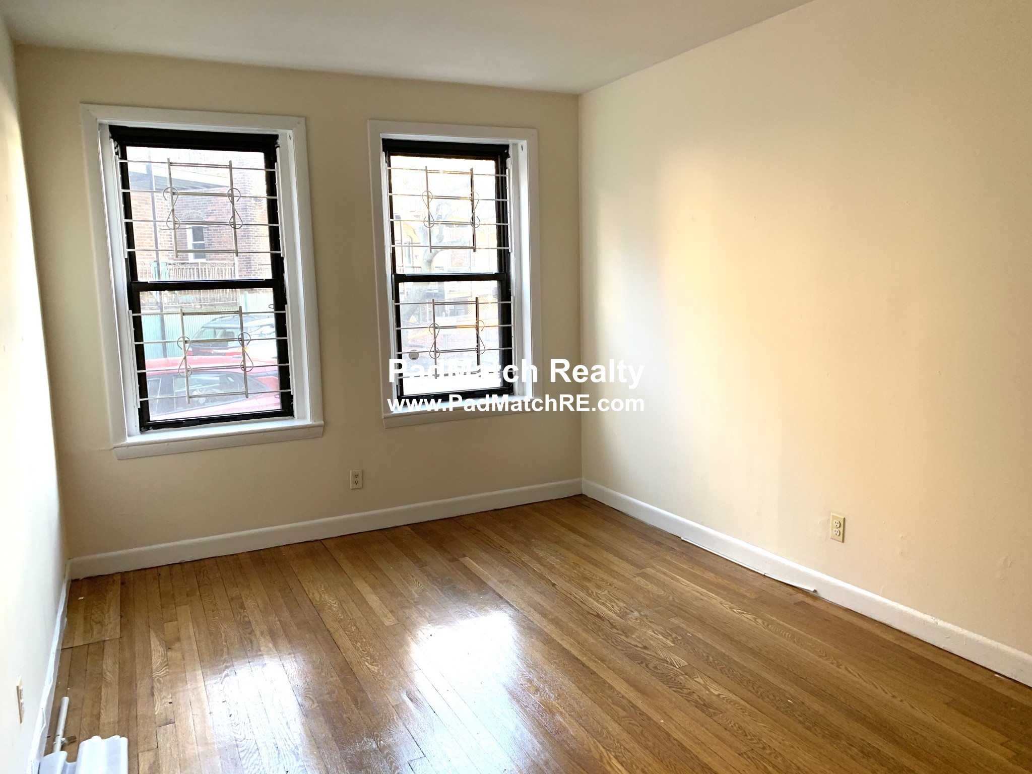 3 bed, 1.5 bath apartment for rent at 1137 Commonwealth Ave Unit 2, Allston — photo 13 of 16