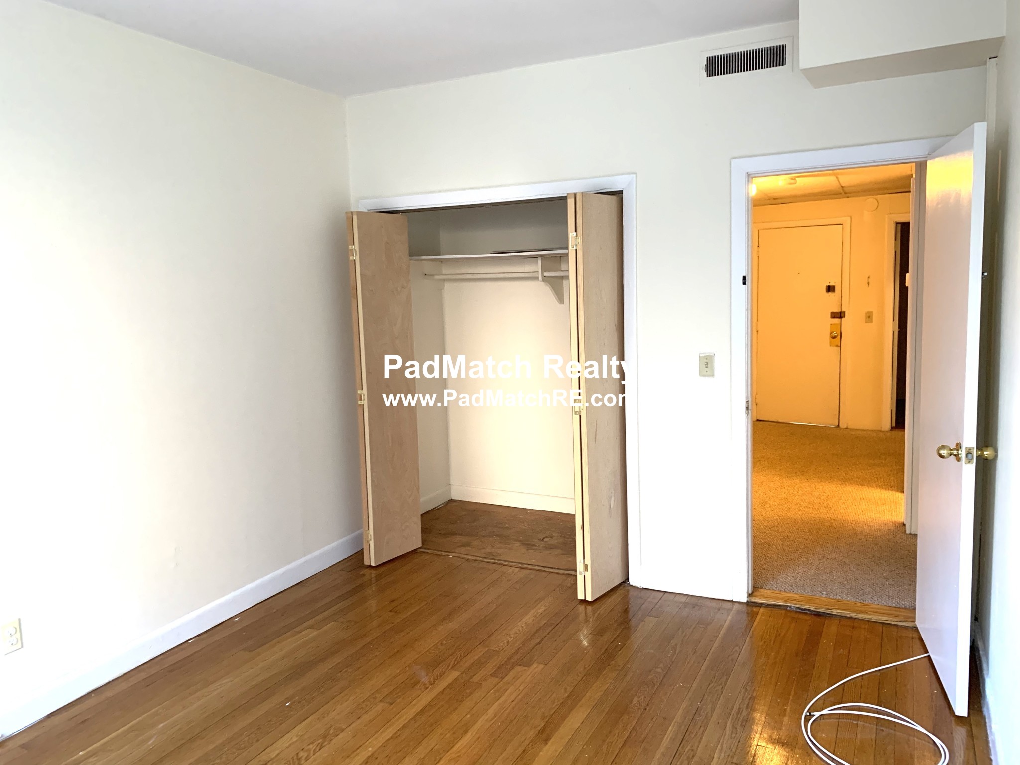 3 bed, 1.5 bath apartment for rent at 1137 Commonwealth Ave Unit 2, Allston — photo 14 of 16