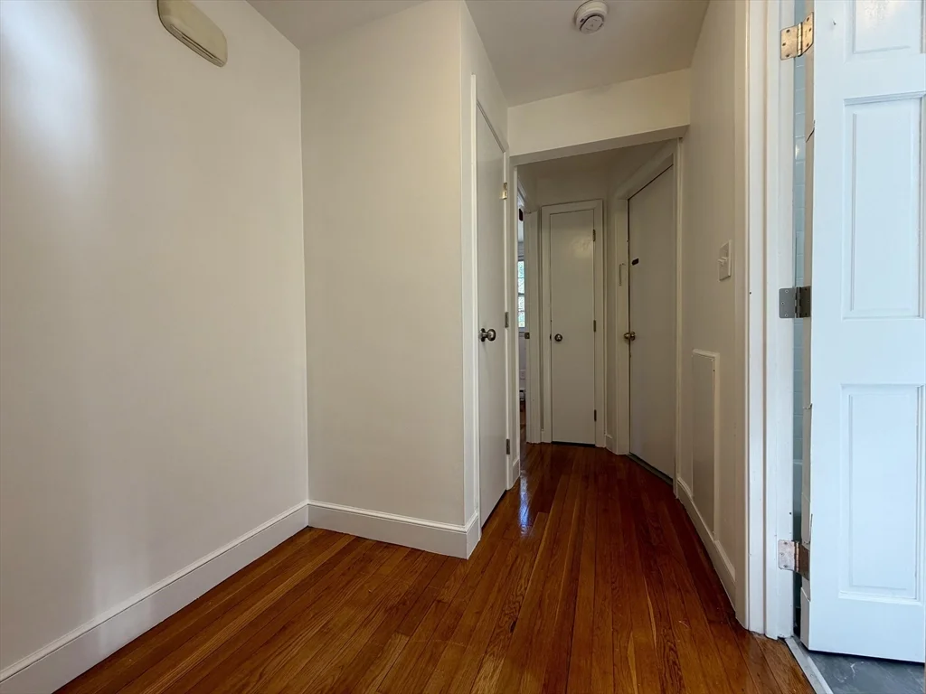 15 Park Ave, Foxboro