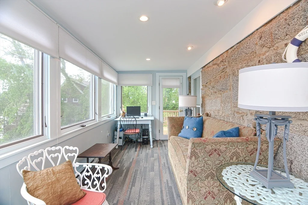 93 Granite St, Rockport