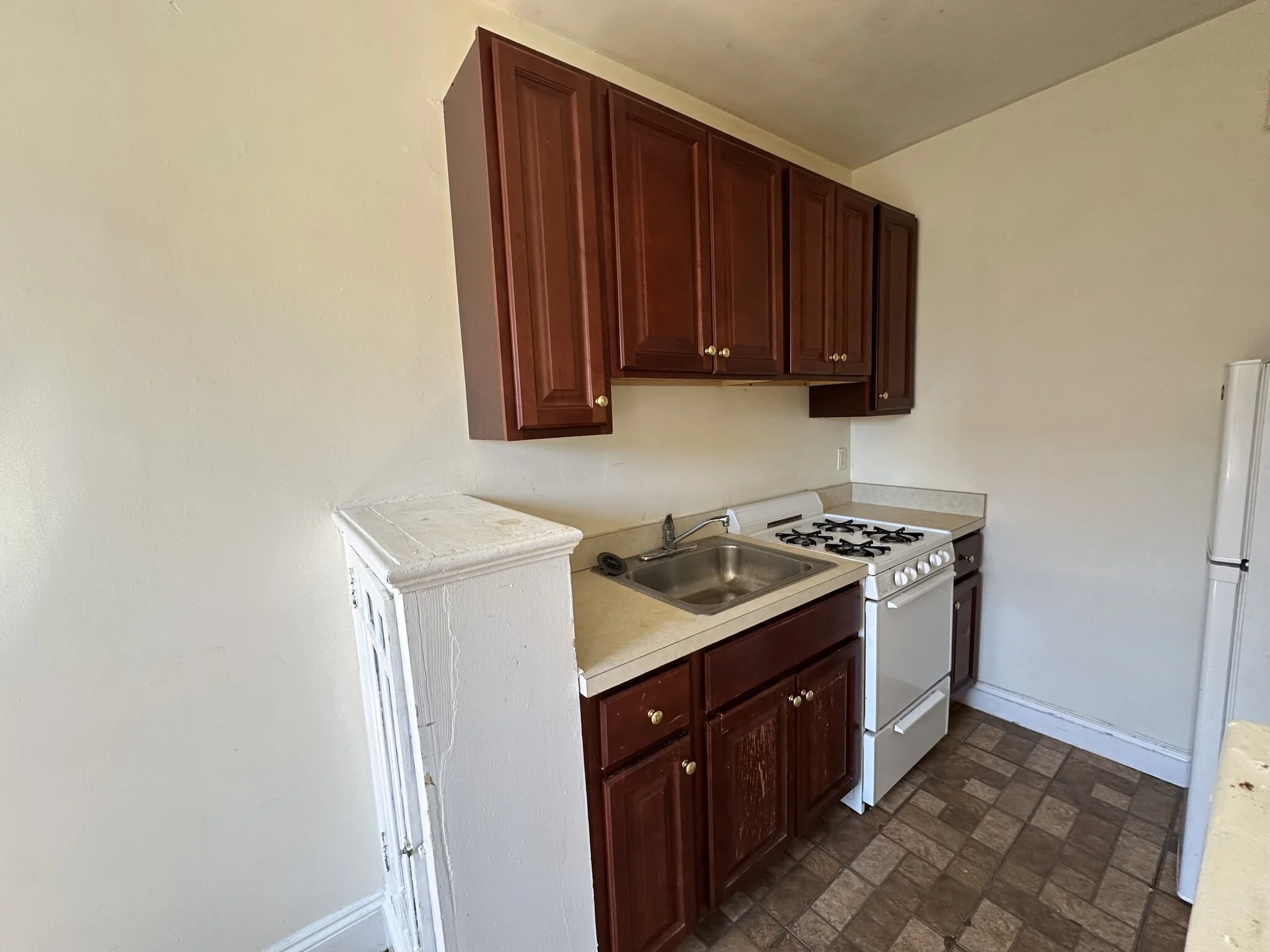 81 Strathmore Rd, Brighton