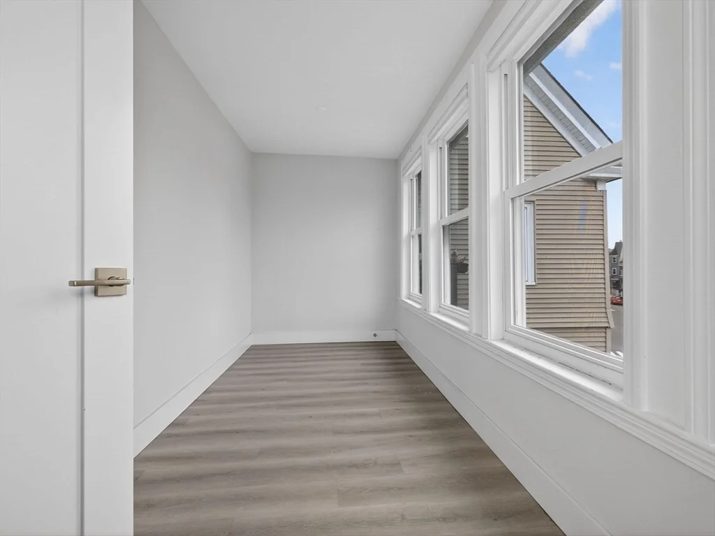 469 Medford St, Winter Hill