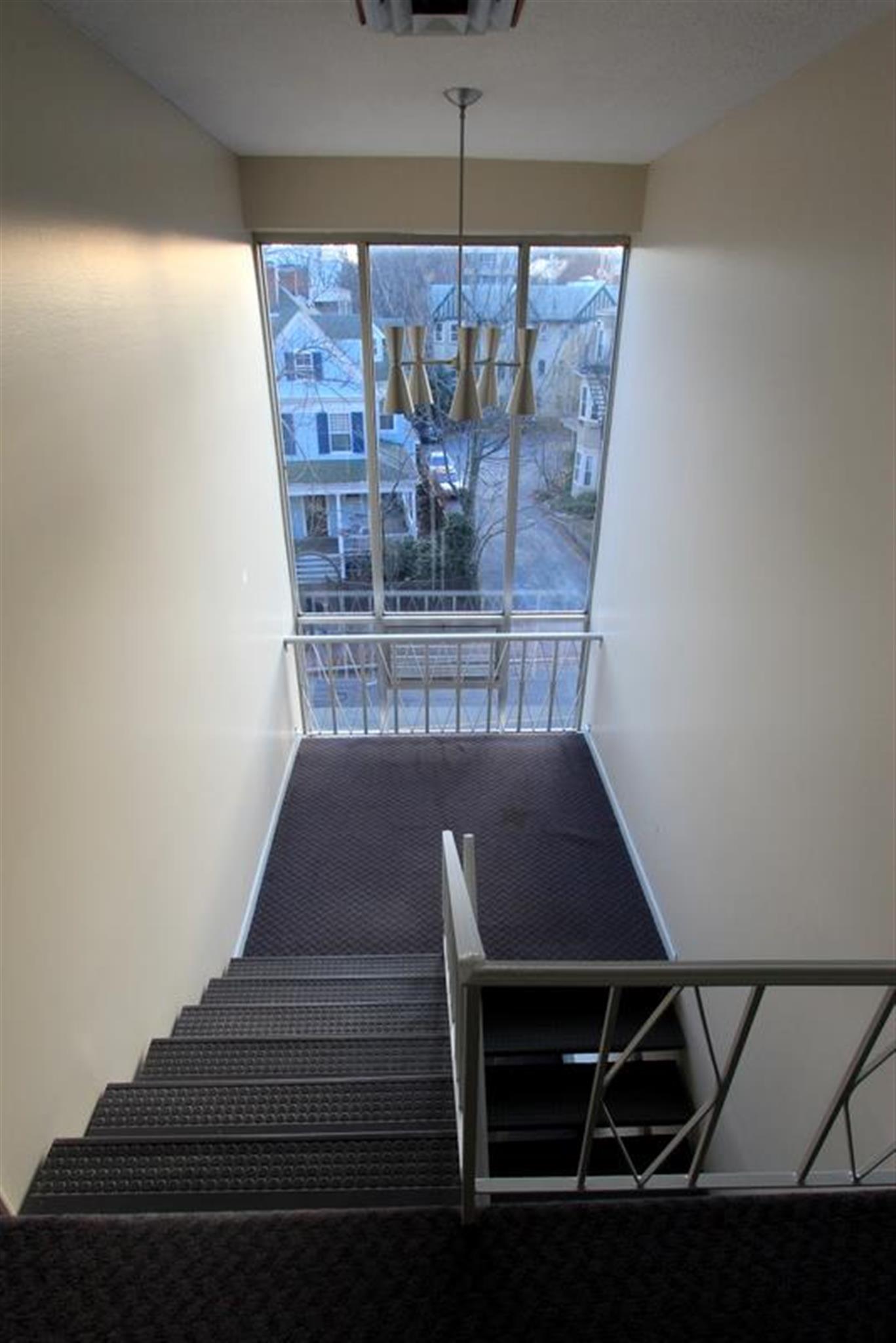 1 bed, 1 bath apartment for rent at 375 Harvard, Harvard Square — photo 4 of 6