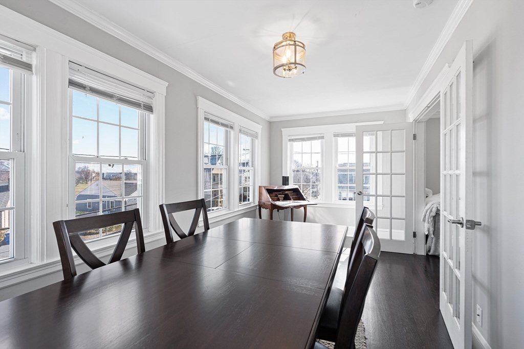 86 Chester Ave, Winthrop