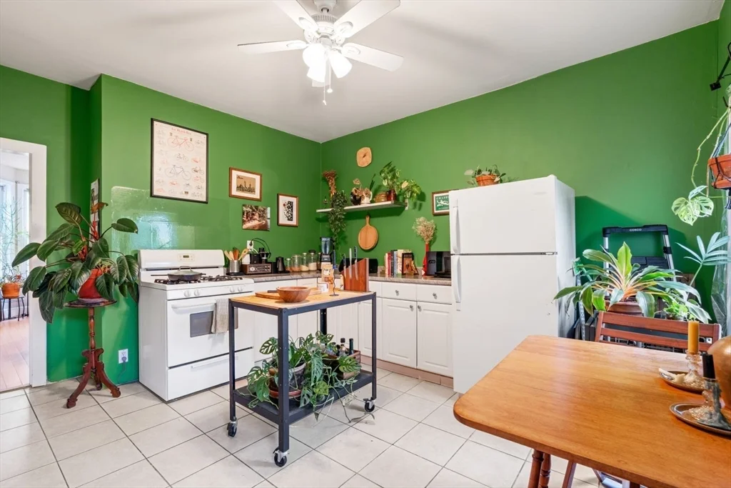 377 Dorchester St, South Boston