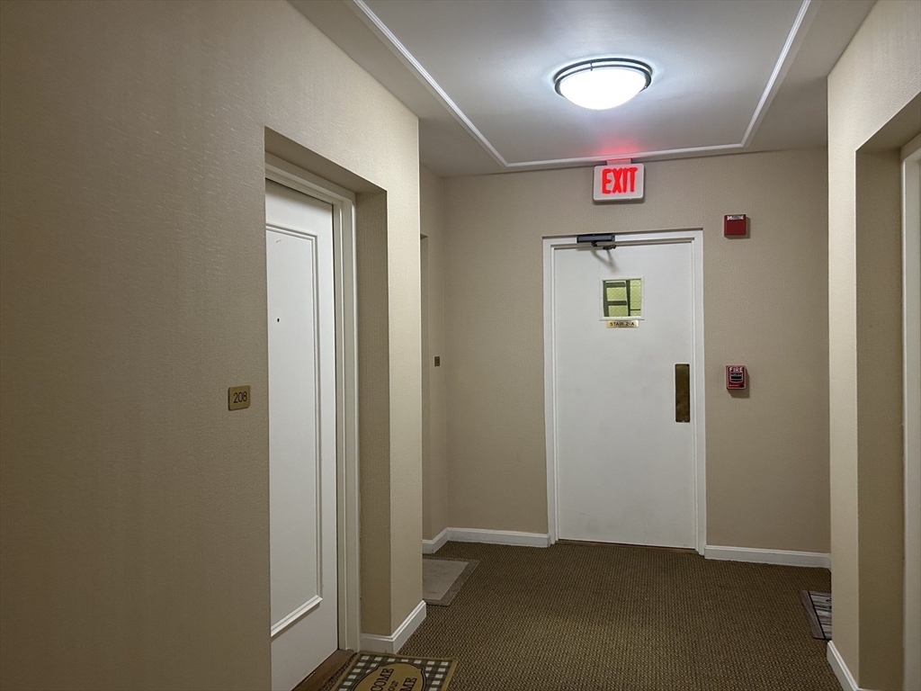 1321 Worcester Rd, Framingham