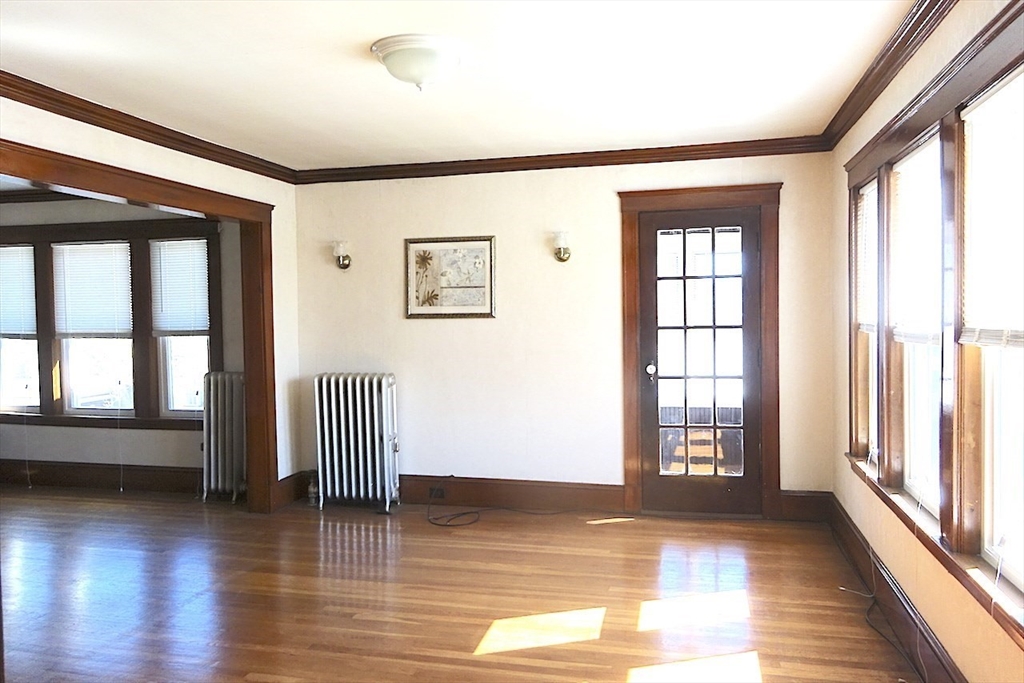 115 Playstead Rd, Medford